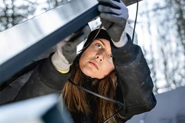 Grid-Connected-Battery-Storage-Systems-(GCBS)